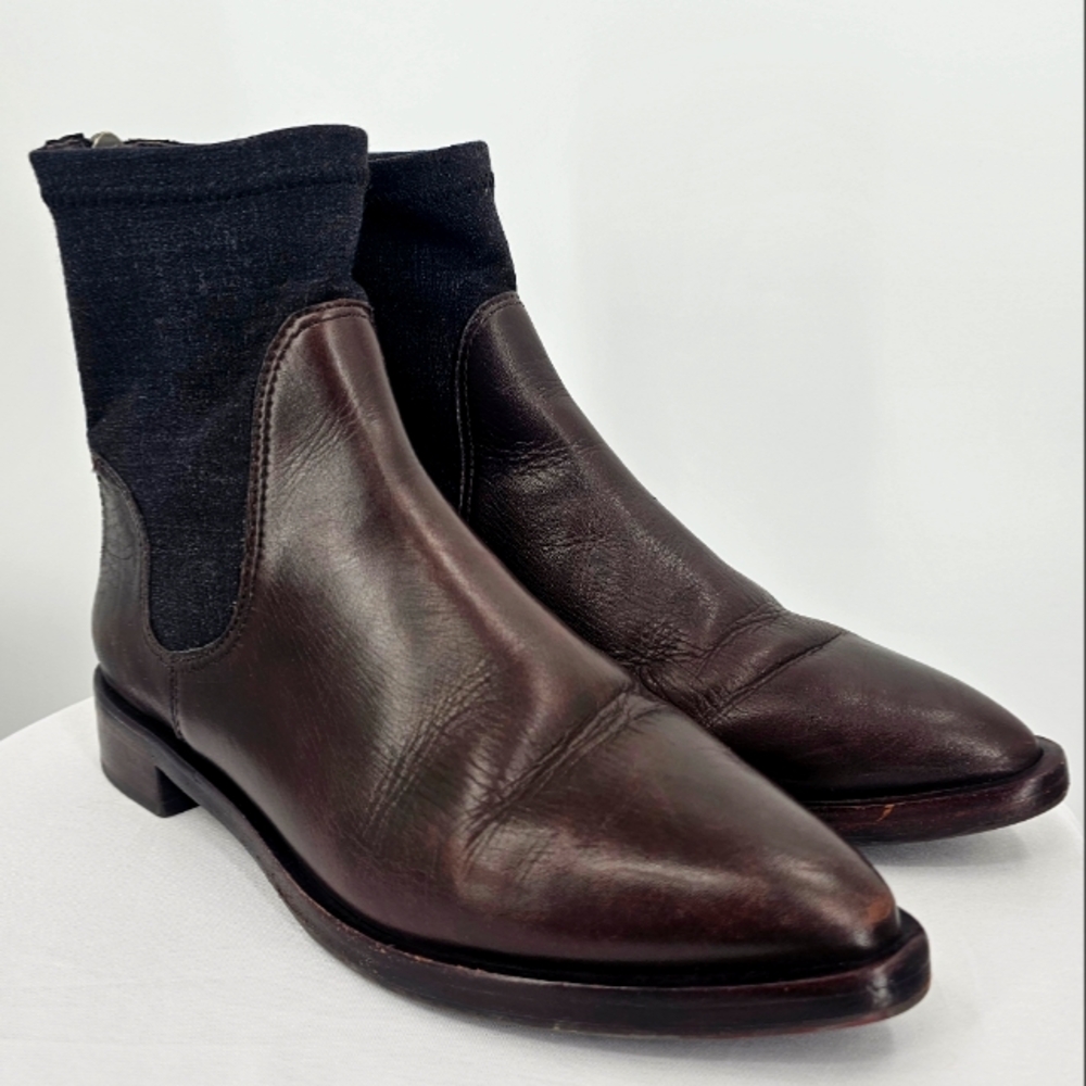 Tory Burch Leather Pointed-Toe Brown Flat Designer Booties Size 6
